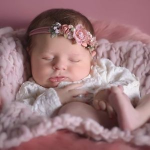 Meet your Posher, Niki